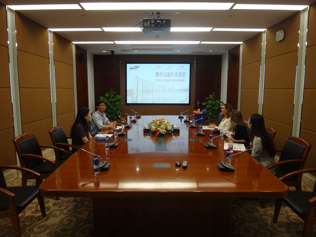 美国伊利诺伊大学香槟分校一行来紫竹国家高新区参观交流